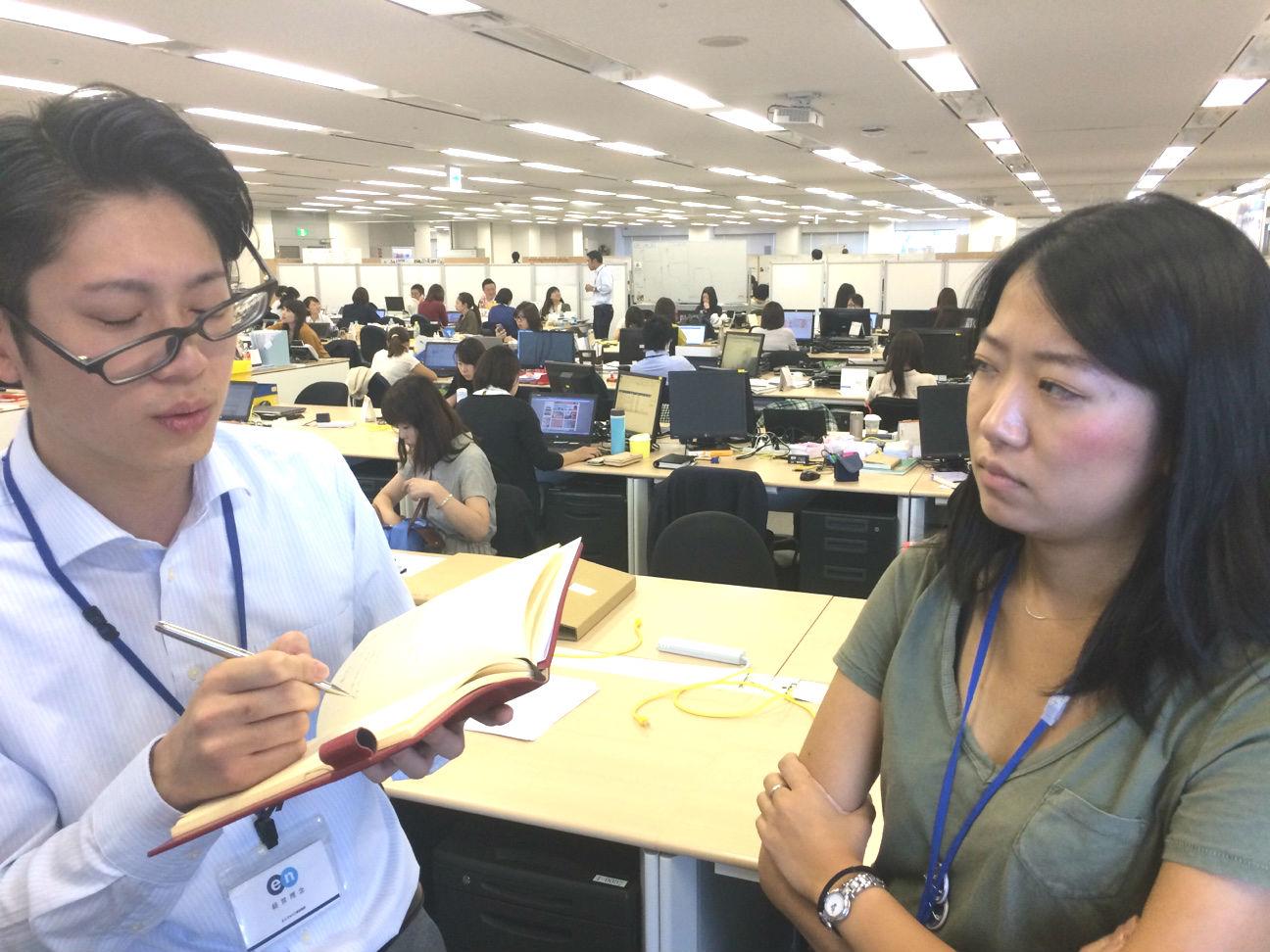 ポーカーフェイスな女人事 ~無表情の裏に潜む武器とは~