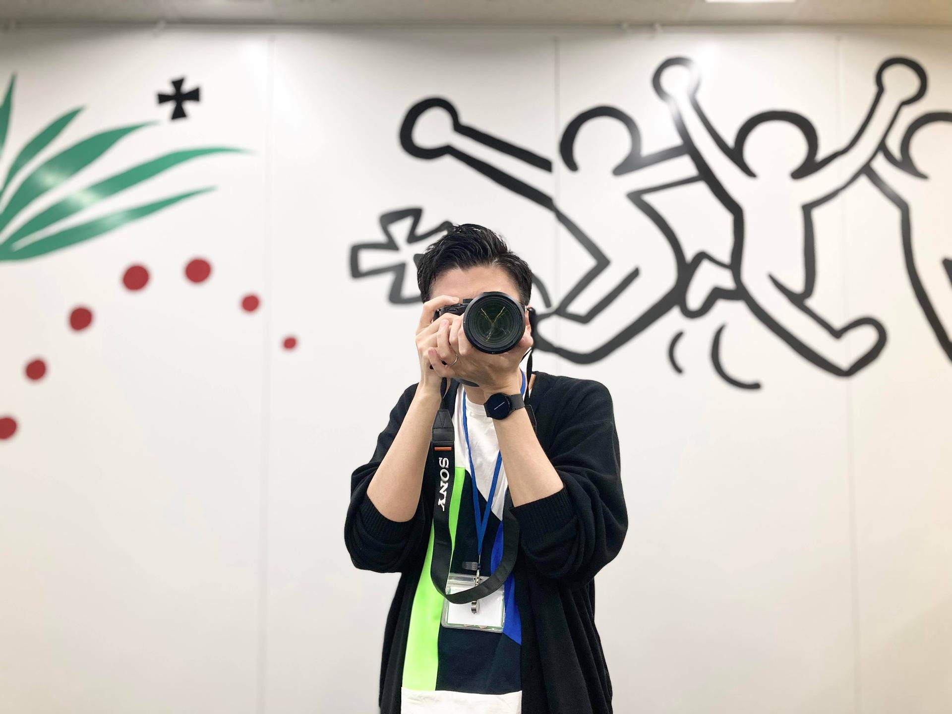 撮影会を開催!エンのクリエイターによるプロフィール写真撮影の様子をお届け