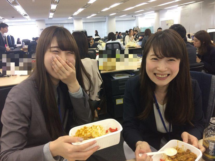中途入社の社員が後輩の成長を実感しているっていうお話し。