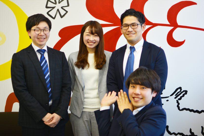 ダイレクトグループのことをランチタイムに中途入社メンバーに聞いてみた。