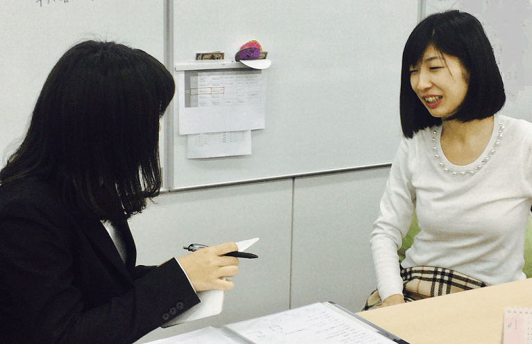 密着!内定者は見た。_・)チラ