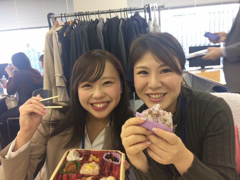 中途入社の社員が社内でオススメの内線先を伝えてるお話し。